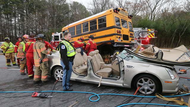 Students survive school bus crash in Cobb County | WSB-TV